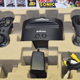 Boxed Sega Megadrive Console Mini Classic 80 Games 2 Wireless Controllers VGC