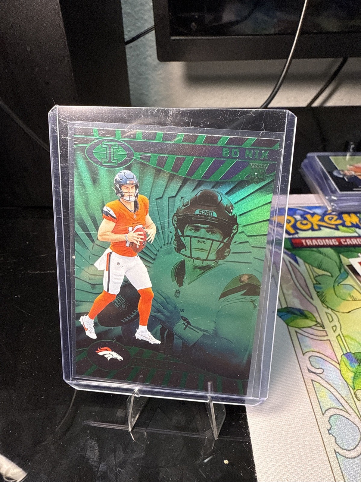 2024 Panini Illusions - Bo Nix #22 Trophy Collection Emerald (RC)