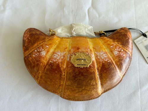 moschino croissant bag