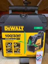 DEWALT CANADA 165 ft. Green Self-Leveling Cross Line Laser Level