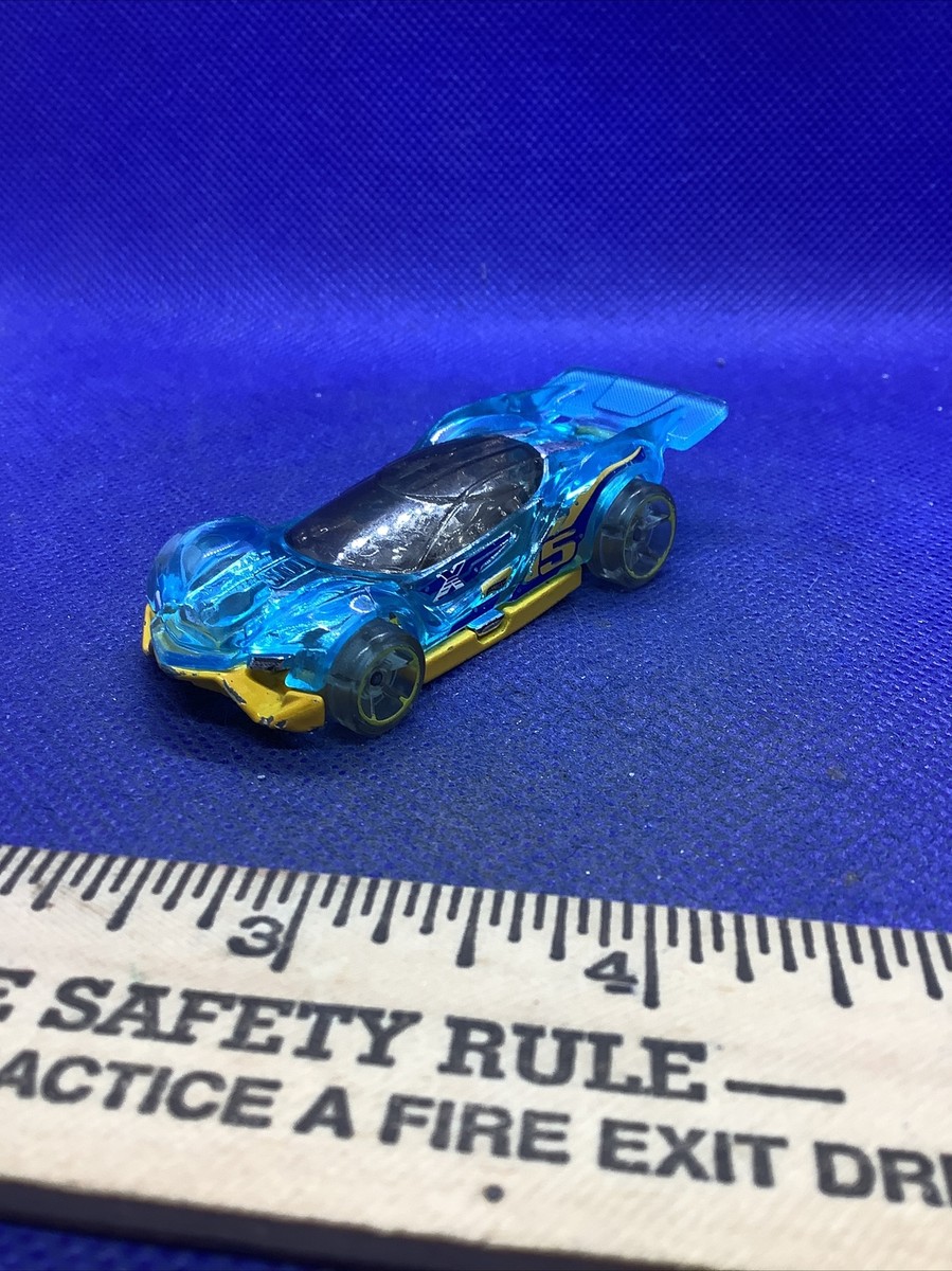 2015 Mattel Hot Wheels Blitzspeeder Translucent Blue White