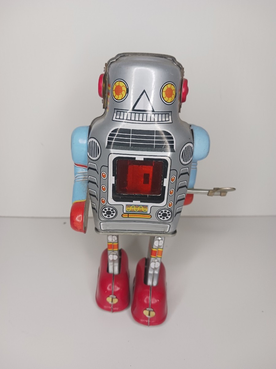 VINTAGE TIN WINDUP SPARKY ROBOT, WITH SPARKING CHEST | eBay VINTAGE TIN WINDUP SPARKY ROBOT, WITH SPARKING CHEST | eBay
