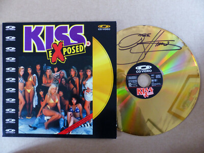 KISS Gene Simmons signed Autogramm signiert EXPOSED CD Video Vinyl Schallplatte