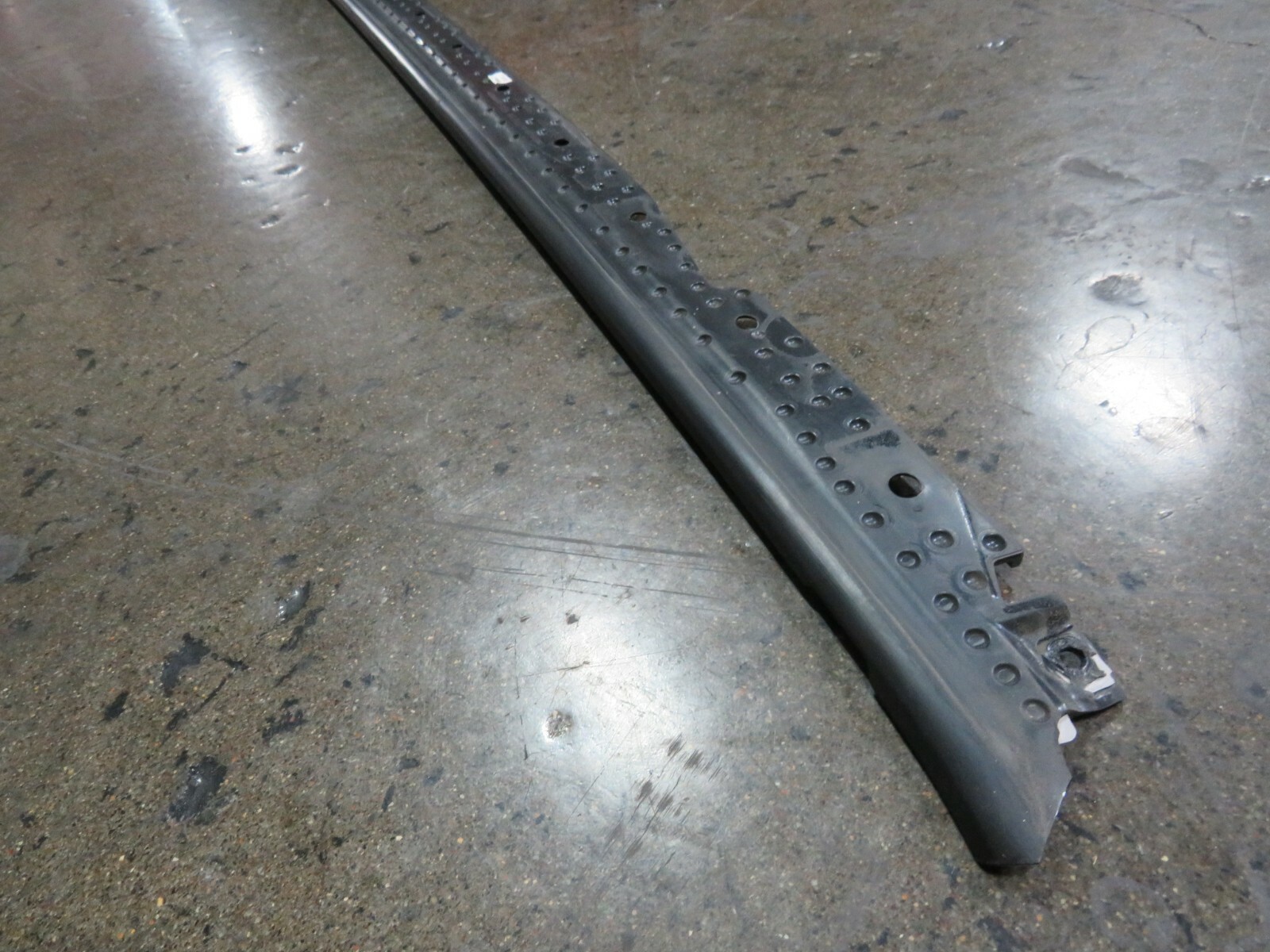 Lamborghini Huracan, LP580, LH, Outer Glass Scraper Molding, Used, P/N 4T0837477