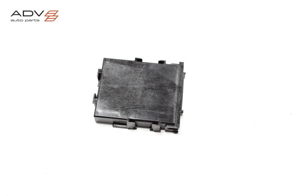 MÓDULO DE CONTROL INFORMÁTICO TOYOTA CROWN NETWORK GATEWAY 2023-2025 OEM Foto 4 de 4