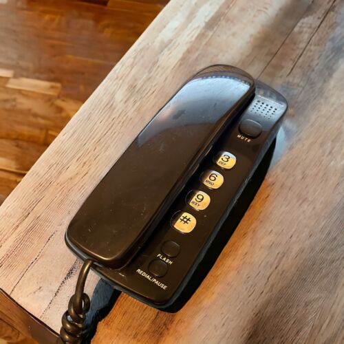 Durabrand Designer Phone HAC PH-600 Black Corded Redial Pause Big Numbers Mute