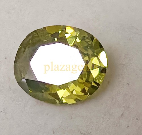 Zircone verde naturale 7,40 CT taglio ovale gemma cambogiana certificata EGL 5ARK