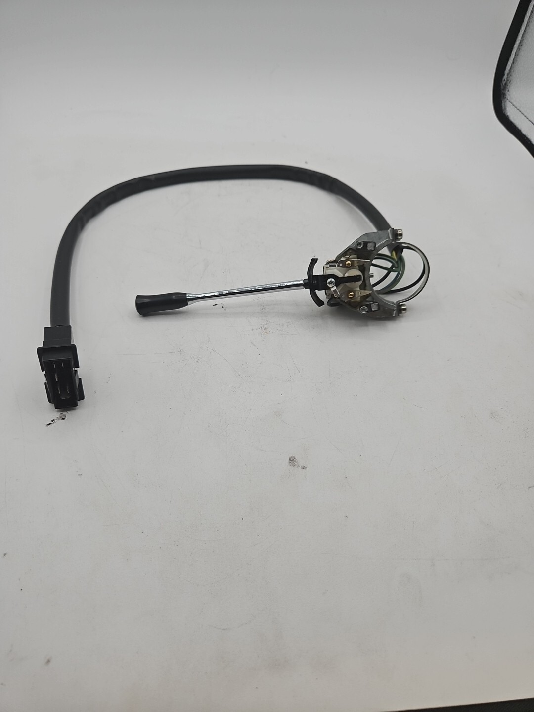 BENTLEY SWITCH DIRECTION INDICATE (UR16531)