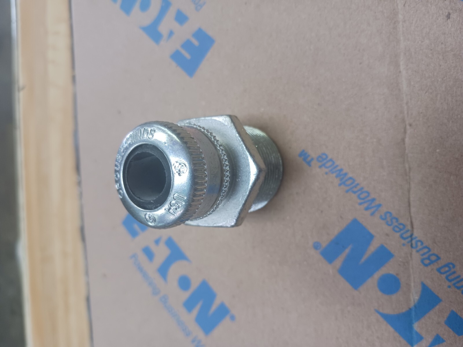 Lot of 6 Eaton CGB 394 Cord Grip 1 NPT 3/81/2 Range eBay