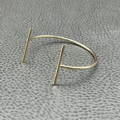 Gold Tone Bar Cuff Bracelet Womens 7.5 In Open Minimalist Modern Jewelry Style