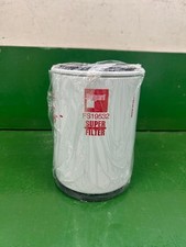 Fleetguard FS19532 Fuel Water Separator fits Racor R90P John Deere RE500186 New