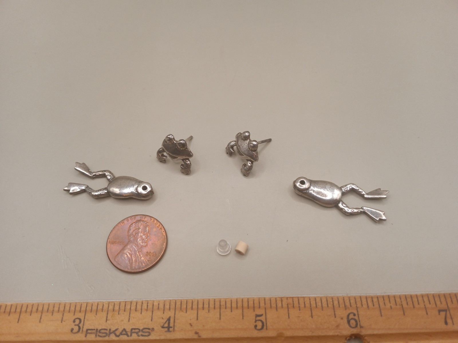 Vtg Solid Sterling Silver Frog Pierced Stud Dangl… - image 4