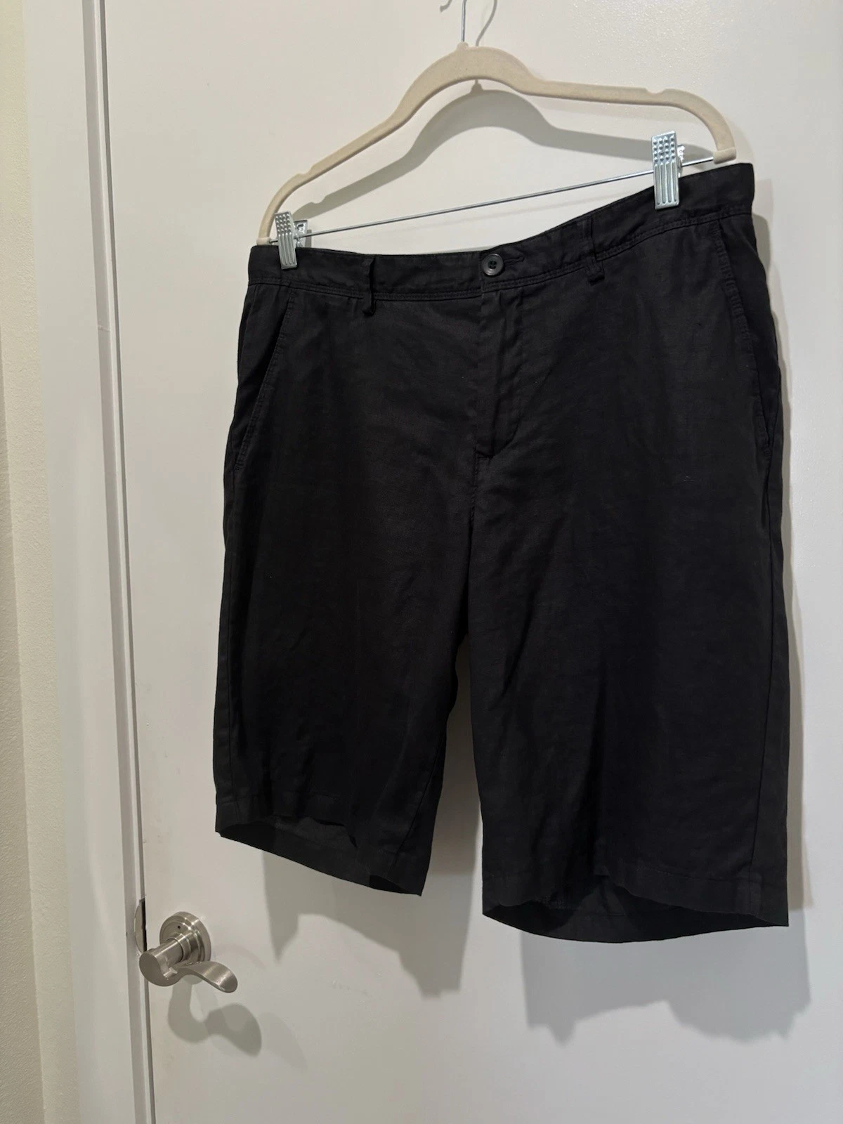 Sisley Men’s Black Linen Chino Shorts 36x10.5” Classic European Dress Casual
Opens in a new window o