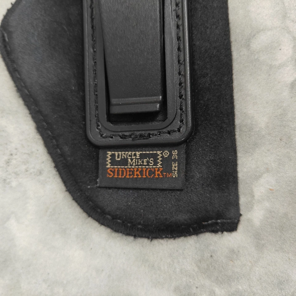 Funda Sidekick Uncle Mike Talla 36 Clip-On Negra IWB Polímero Clip de Cinturón Foto 3 de 4
