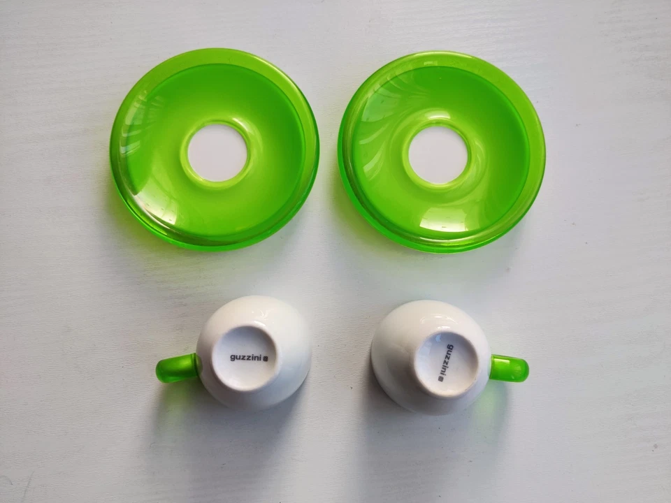 2x Guzzini Espresso Cups & Saucers, Green, Italy, Cups Ceramic, Plates Acrylic - Image 3 of 4