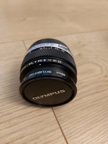 olympus zuiko 28mm f2.8 Lens/ With Both Caps And Filter - Picture 7 of 8