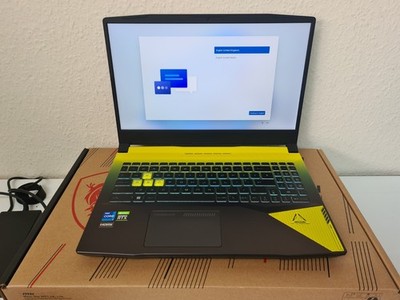 MSI Crosshair 15 B12UGZ - Intel i7-12700H, RTX3070/8GB, 1TB SSD, 16GB RAM