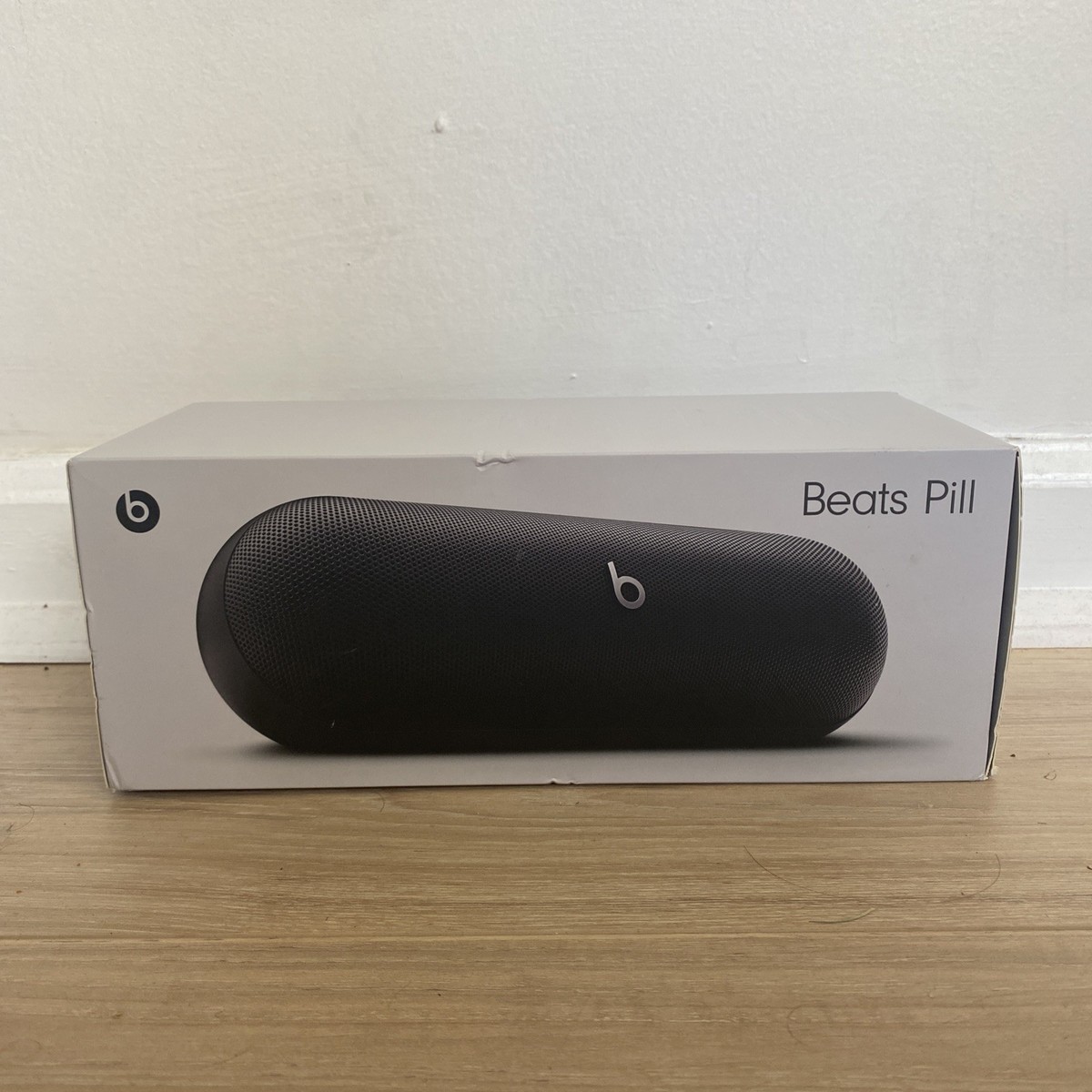 Apple Beats Pill Matte Black Portable Wireless Bluetooth Speaker