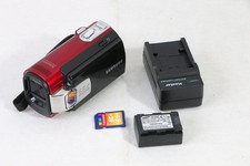 SAMSUNG DIGITAL VIDEO CAMCORDER SMX-F40RN W/ ACCCESSORIES