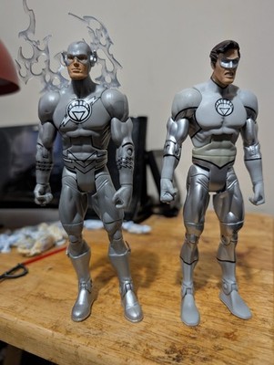 DC Universe Classics White Lanterns Hal Jordan and Barry Allen