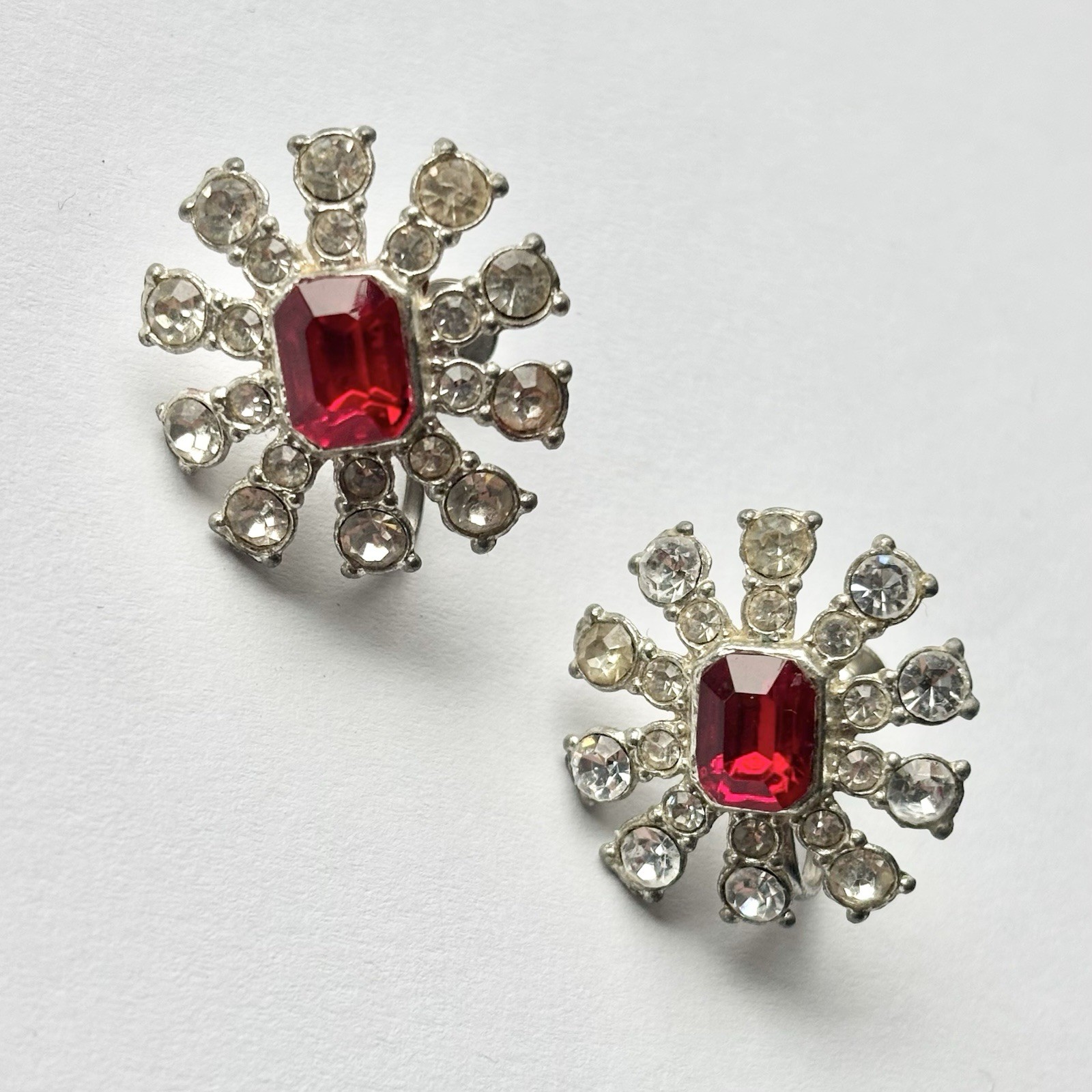 Ruby Red Crystal Rhinestone Snowflake Vintage Scr… - image 2
