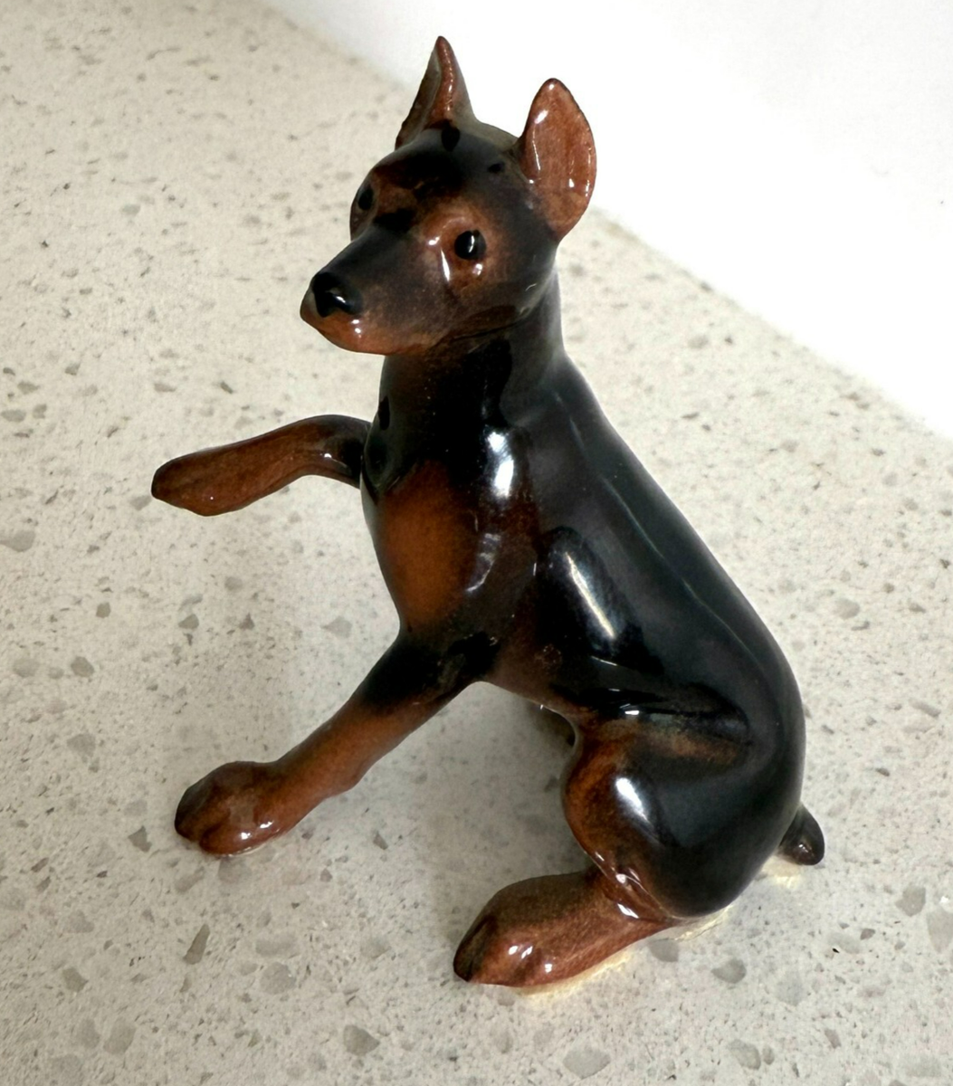 Retired Hagen Renaker Doberman Dog Figurine USA Vintage Porcelain
