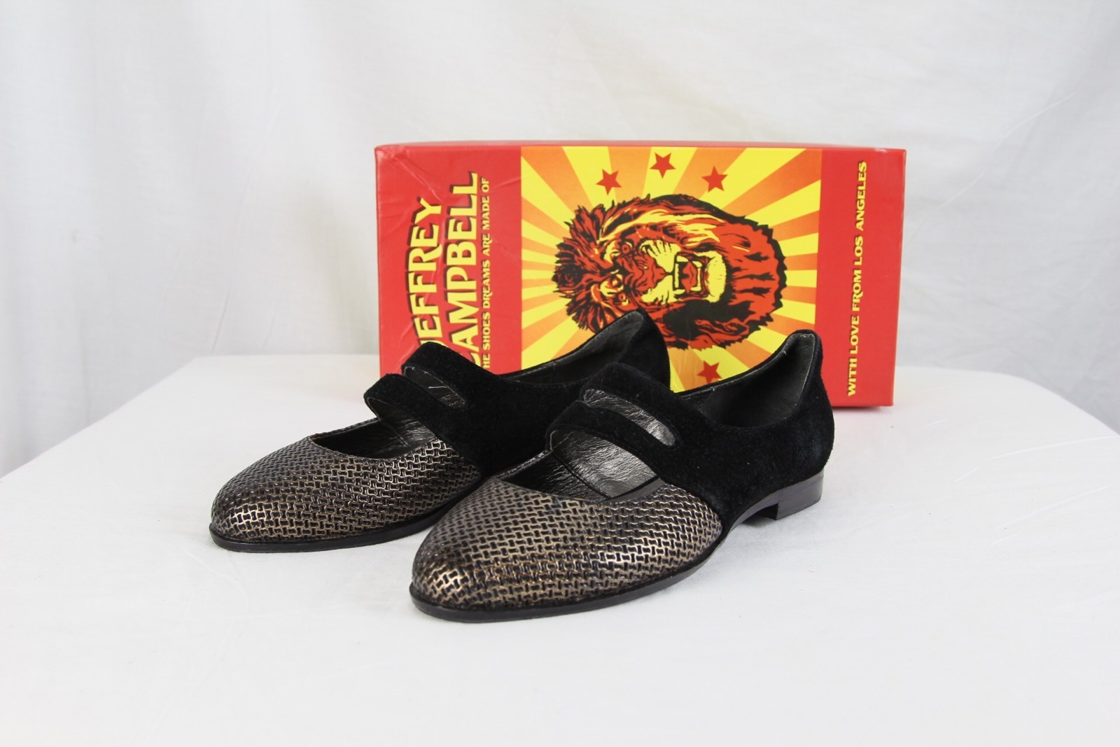 New Jeffrey Campbell Sexy Black Suede Metallic Oxford Slip Slip Slip On Mule shoes Sz 6 5b282d New Jeffrey Campbell Sexy Black Suede Metallic Oxford Slip Slip Slip On Mule shoes Sz 6 5b282d