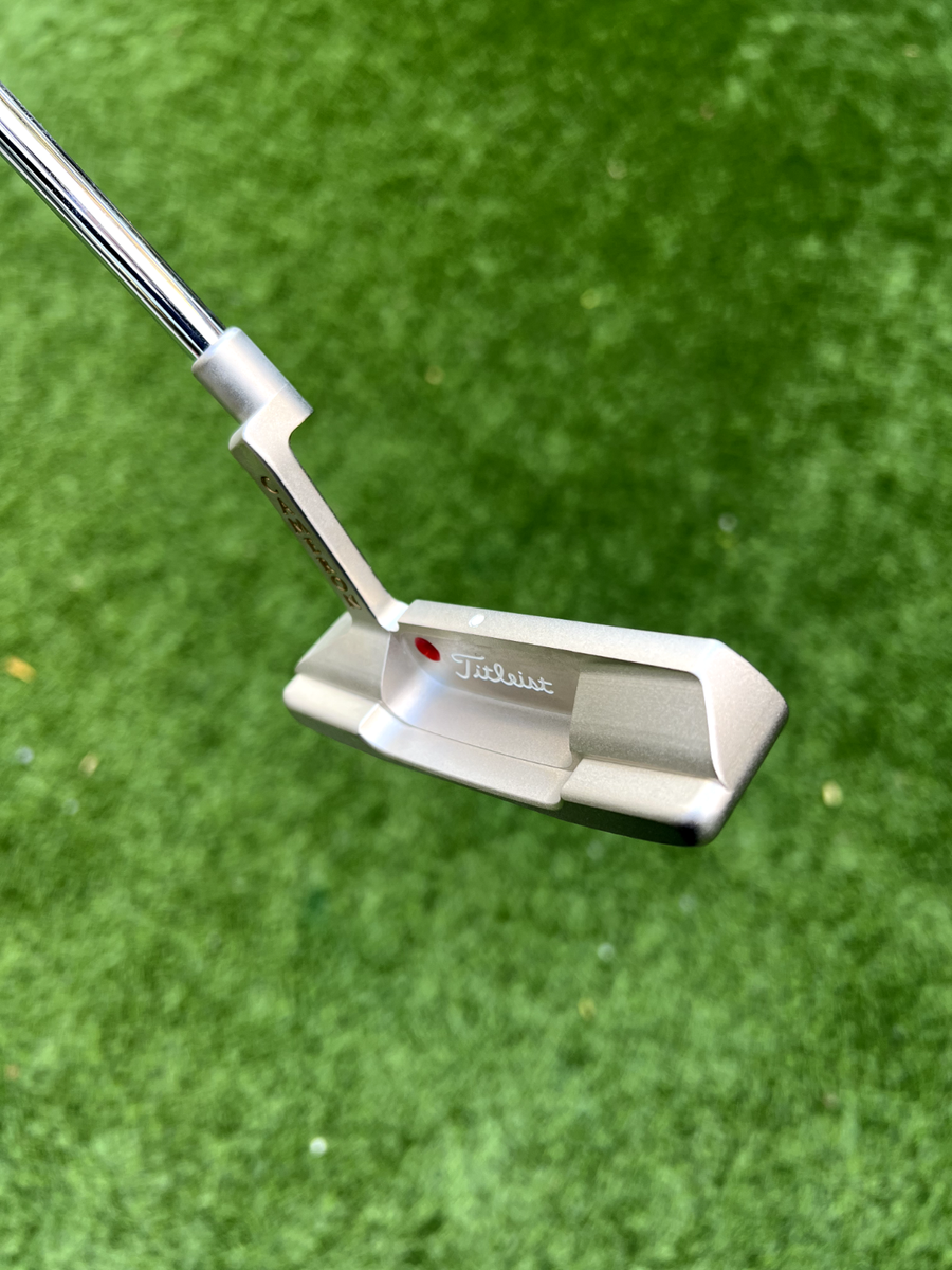 新品SCOTTY CAMERON タイガースラム達成00年全米オープン優勝記念 Scotty Cameron Limited Edition 2000 US Open Tiger Woods with