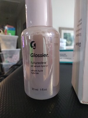 化粧下地 Glossier Futuredew Oil serum hybrid Amazon.com: Glossier Futuredew Oil Serum Hybrid 30 ml / 1 fl
