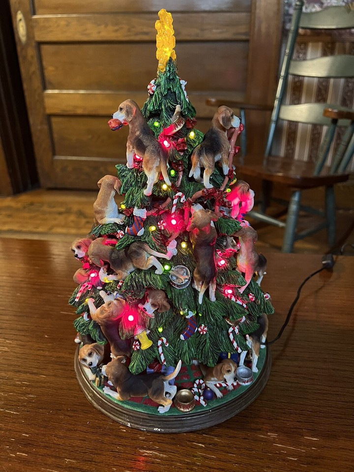 Danbury Mint Beagle Dog Tree Works Plug In With Star!!! eBay