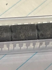 MICROCHIP PIC 12F1822 4-PIN DIP MICROCONTROLLER NOS