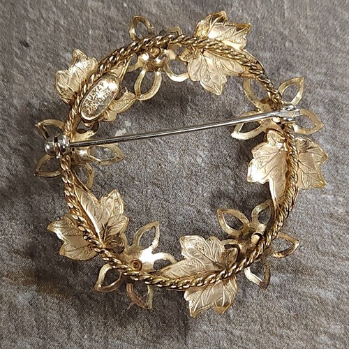 VTG Trifari 14K Gold + Surgical Steel Post Earrings + Tru Kay 1/20 12K GF Brooch - Picture 8 of 8