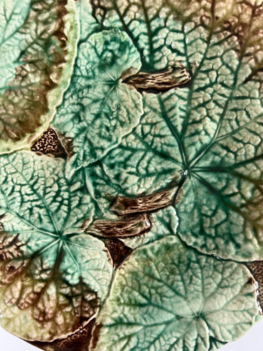 Antique 19C Majolica Begonia Leaves Footed Compote c1880's - Picture 5 of 9