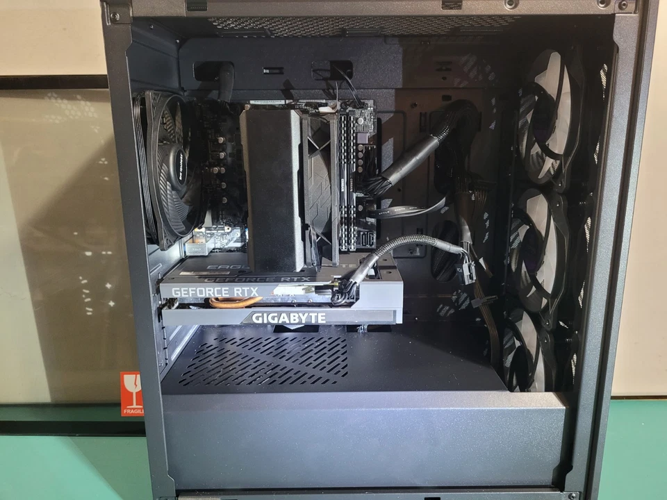 i7-1100K + Gigabyte RTX 3050 8gb, 32 GB Ram, 1TB M.2 NVMe Gaming PC, 22" Monitor - Image 2 of 4