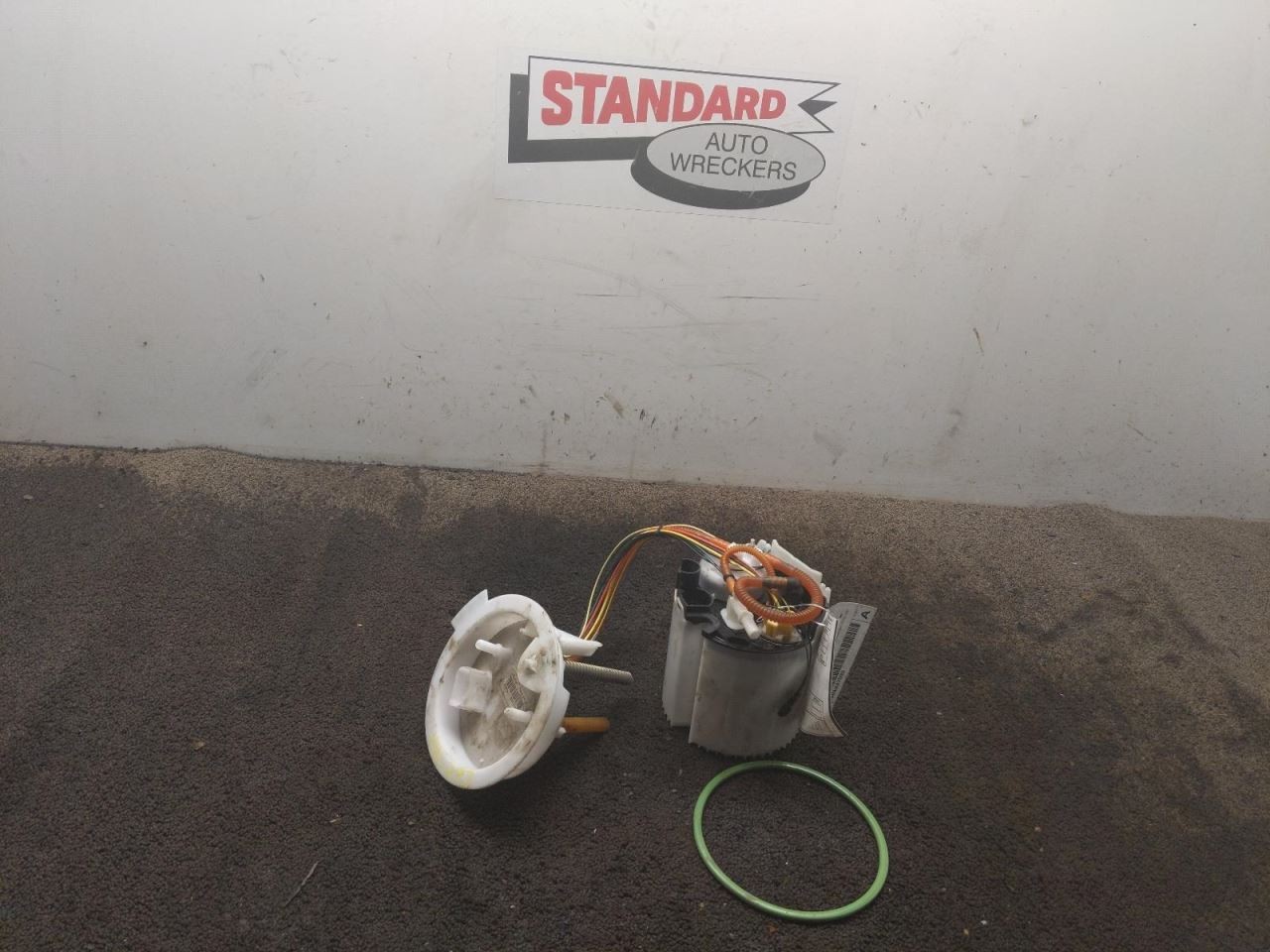 2017-2021 Volvo S90 Non-Hybrid Fuel Pump Assembly 1441512