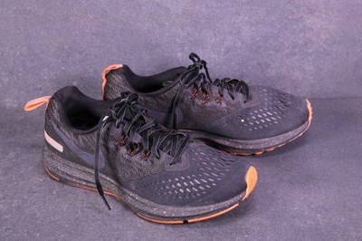 Nike Shield Zoom Winflo 4  Unisex Sneaker Sportschuhe Gr. 38,5 schwarz  BS853