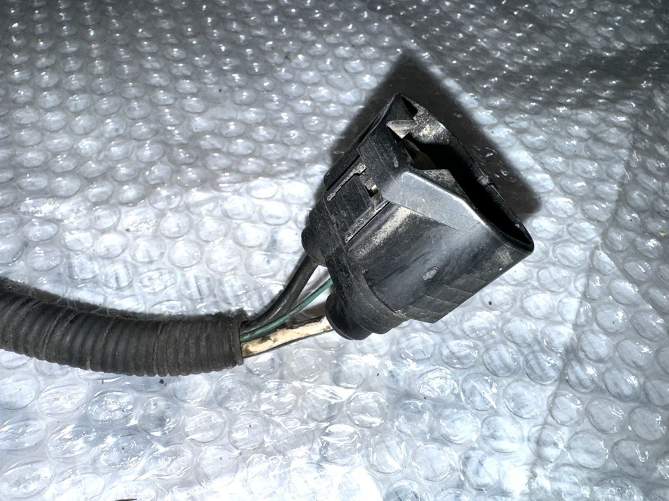 Arnés conector ventilador refrigeración radiador Lexus ES350 2010-2012 "corte" OEM Foto 3 de 4