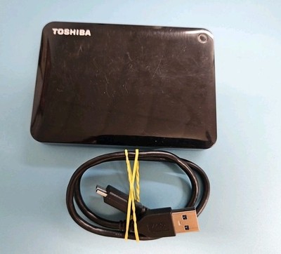Toshiba 1TB USB  External Portable Hard Drive Portable  DTC810 *TESTED*