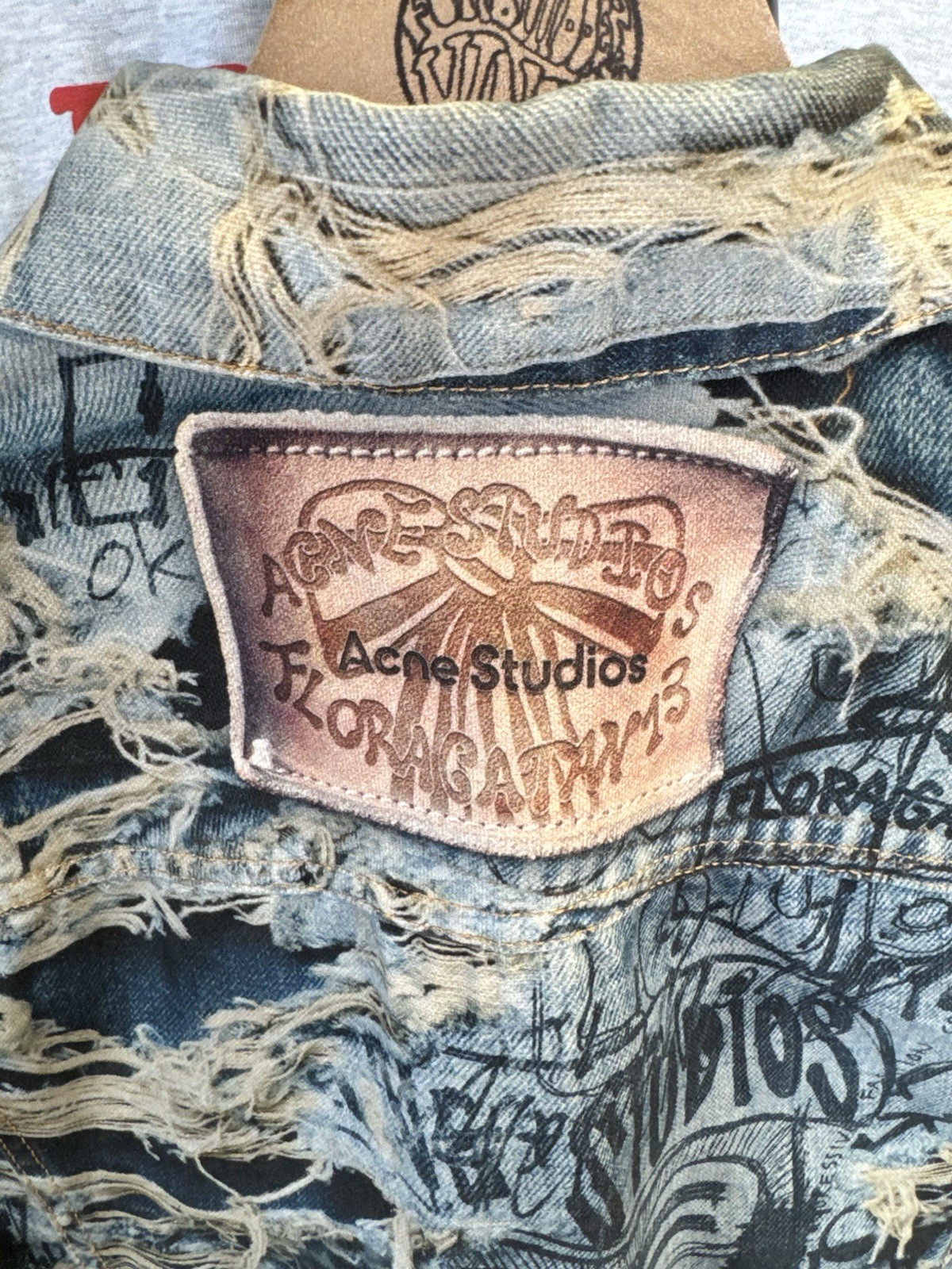 Size Large - Acne Studios Scribble Denim Jacket - image 4