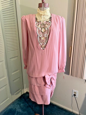 NEW-Unworn Vintage 80s pink midi dress w full-length sleeve. Size S