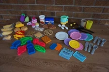U Pick PLAY FOOD Lot Toy Plastic Playskool Fisher Price Little Tikes Some Vtg