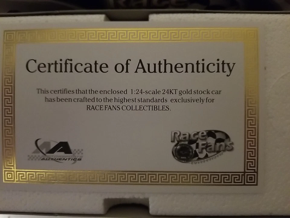 Dale Earnhardt Jr 8 Budweiser 2007 Monte Carlo 50 aniversario Oro 24 KT 1 de 188 nuevo en caja Foto 4 de 4