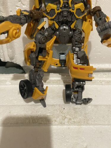 Transformers Dark Of The Moon BUMBLEBEE Mechtech Leader 900STRA - GUC - Picture 3 of 4