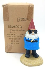 New 8" Resin Travelocity Roaming Gnome with Sunglasses Garden Figure 2013