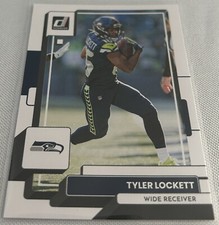 2022 Donruss Football Tyler Lockett Seattle Seahawks base card #31