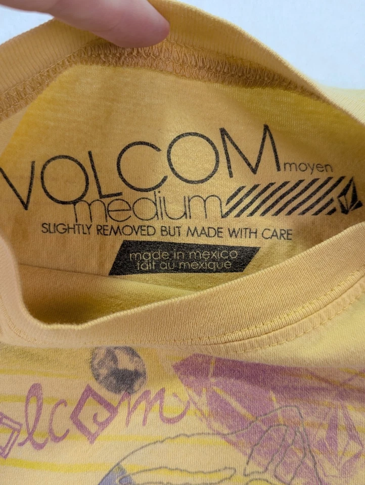 Volcom "Strange Relics" Medium Yellow Babydoll Cap Sleeve Tshirt 90s Y2K - Image 4 of 4