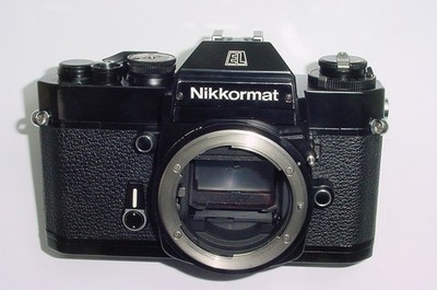 Nikon Nikkormat EL analoge manuelle 35-mm-Spiegelreflexkamera Gehäuse in schwarz   voll funktionsfähig