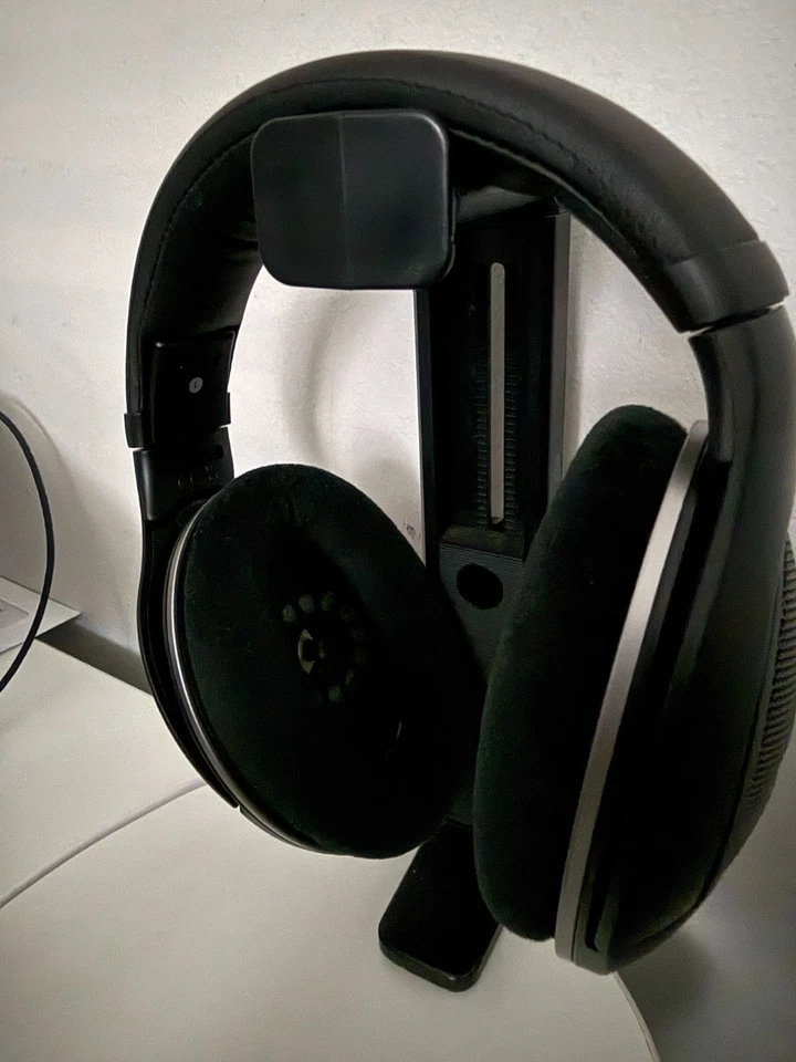 Sennheiser HD 560S Open-Back Headphones - Used, Complete with Box & Cable, photo 2 of 5