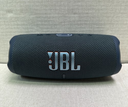 JBL Charge 5 Portable Speaker System / READ