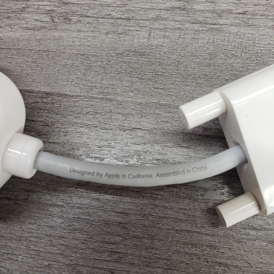 Genuine Apple DVI to Video Adapter M9267G  Composite / RCA & S-Video QUICK SHIP - Image 4 of 4